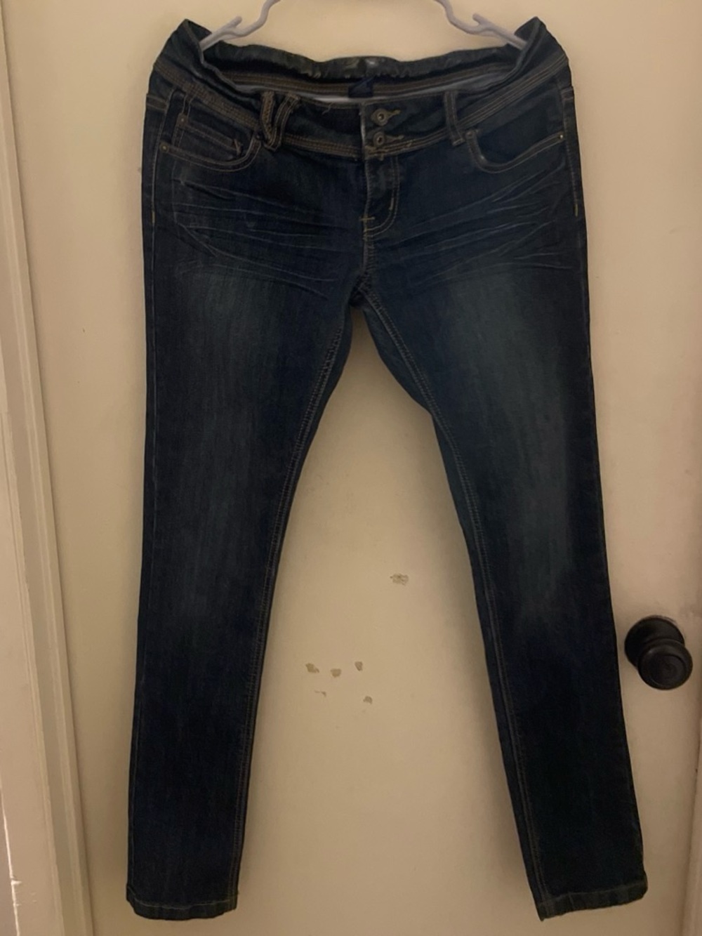 Blue Asphalt Women's Dark Blue Skinny Jeans